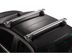 Strešné nosiče YAKIMA s presahom pre NISSAN Pulsar  5-dr Hatchback od 2013 klasická holá strecha - uchytenie sponové pod dvere (95142)