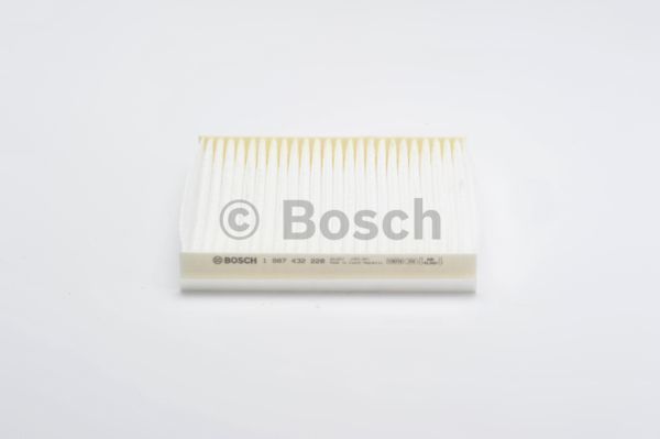 Filter vnútorného priestoru BOSCH (1 987 432 228)